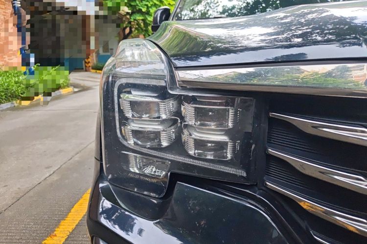 Used GAC Trumpchi GS8 2020 390T Four-Wheel Drive Prestige Edition (7 Seats) Right Front Headlight