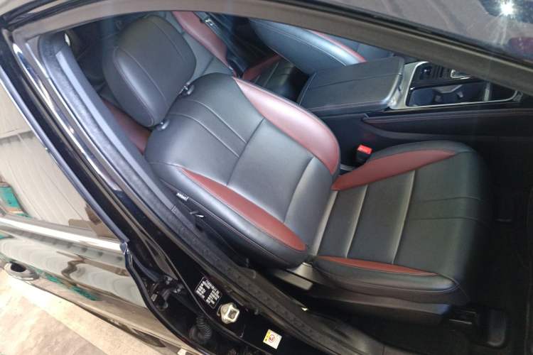 Used GAC Trumpchi GS8 2020 GS8S 390T Two-Wheel-Drive Luxury Edition Right Front Seat