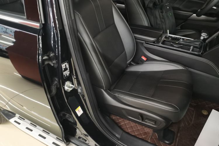 Used GAC Trumpchi GS8 2020 GS8S 390T Two-Wheel Drive Luxury Smart Connectivity Version Right Front Seat