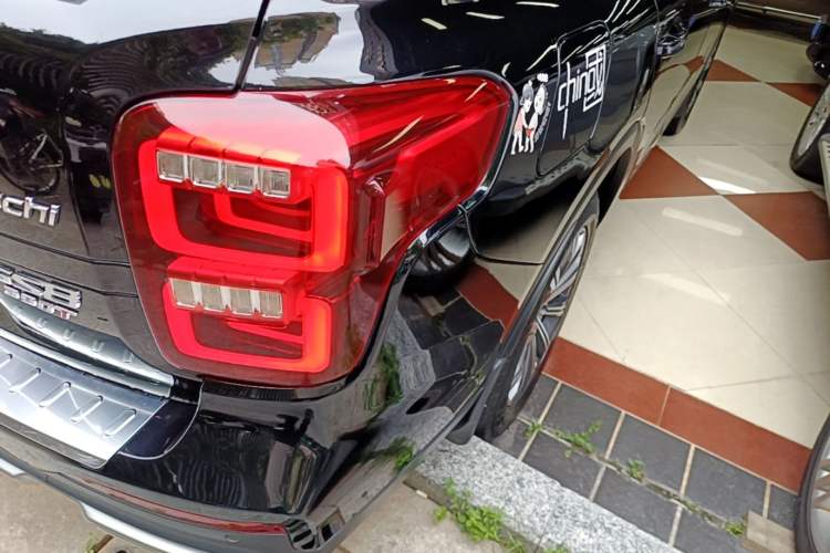 Used GAC Trumpchi GS8 2020 390T Two-Wheel Drive Luxury Smart Connectivity Version (7 Seats) Right Rear Taillight