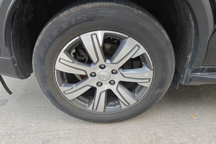 Used GAC Trumpchi GS8 2020 GS8S 390T Two-Wheel-Drive Luxury Edition Right Rear Wheel Hub