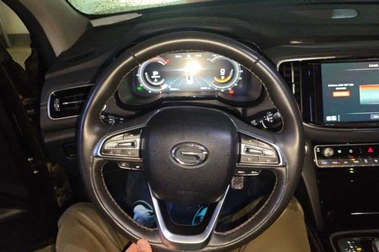 Used GAC Trumpchi GS8 2020 390T Two-Wheel Drive Luxury Smart Connectivity Version (7 Seats) Steering Wheel
