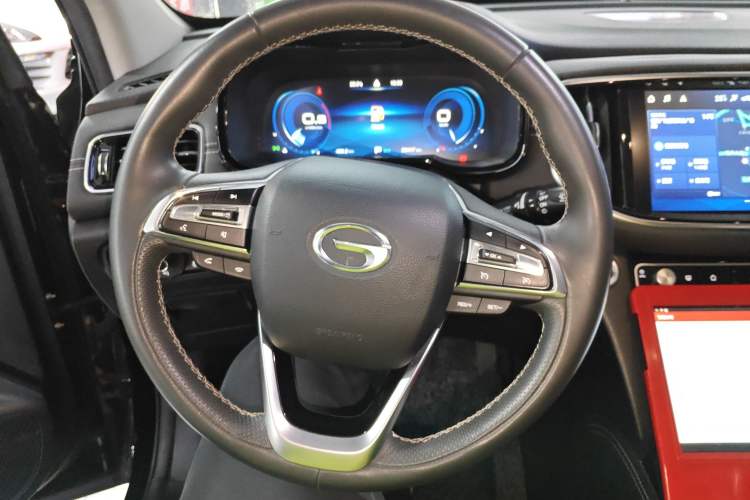 Used GAC Trumpchi GS8 2020 390T Two-Wheel Drive Luxury Smart Connectivity Commemorative Edition (7 Seats) Steering Wheel