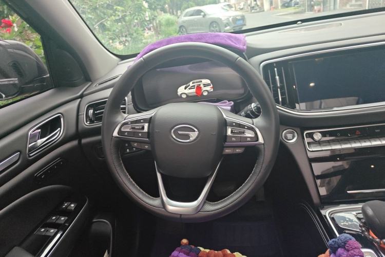 Used GAC Trumpchi GS8 2020 390T Two-Wheel Drive Luxury Smart Connectivity Version (7 Seats) Steering Wheel