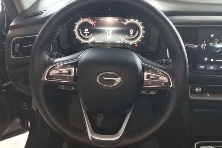 Used GAC Trumpchi GS8 2020 390T Two-Wheel Drive Luxury Smart Connectivity Commemorative Edition (7 Seats) Steering Wheel