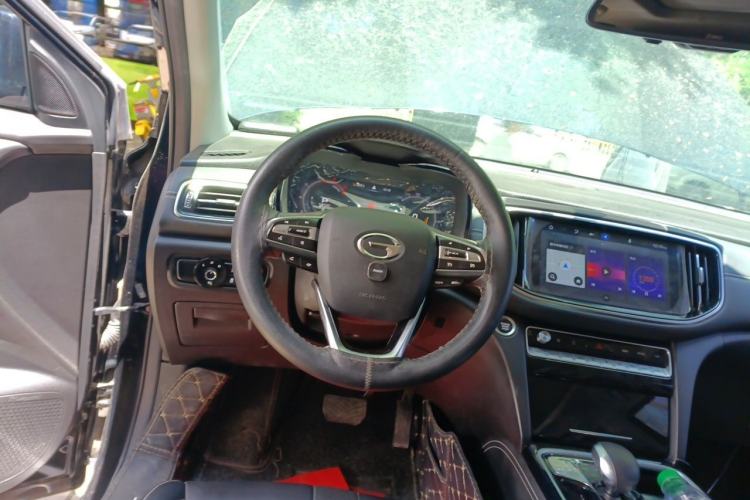 Used GAC Trumpchi GS8 2020 390T Two-Wheel Drive Luxury Smart Connectivity Version (7 Seats) Steering Wheel