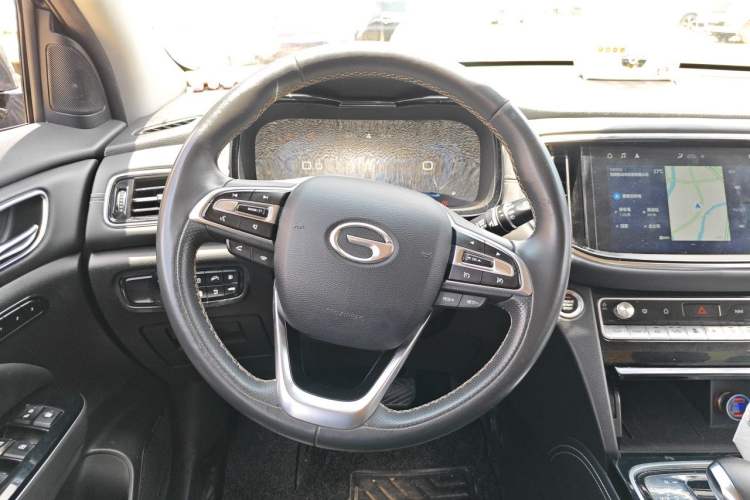 Used GAC Trumpchi GS8 2020 390T Four-Wheel Drive Luxury Smart Connect Edition (7 Seats) Steering Wheel