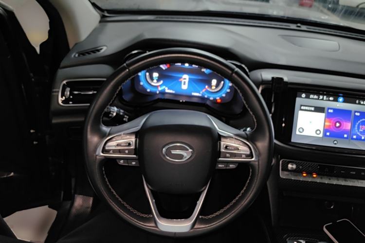 Used GAC Trumpchi GS8 2020 390T Two-Wheel Drive Luxury Smart Connectivity Version (7 Seats) Steering Wheel