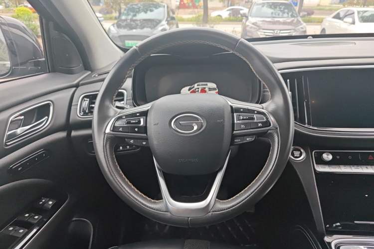 Used GAC Trumpchi GS8 2020 390T Two-Wheel Drive Luxury Smart Connectivity Commemorative Edition (7 Seats) Steering Wheel