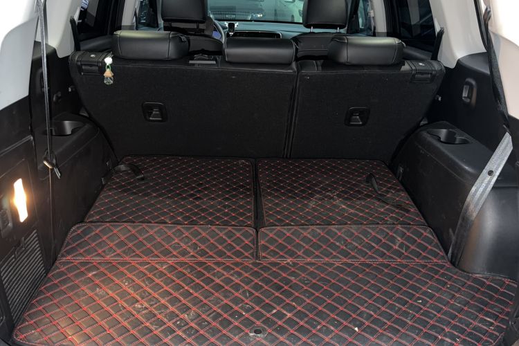 Used GAC Trumpchi GS8 2020 390T Two-Wheel Drive Prestige Version (7 Seats) Trunk