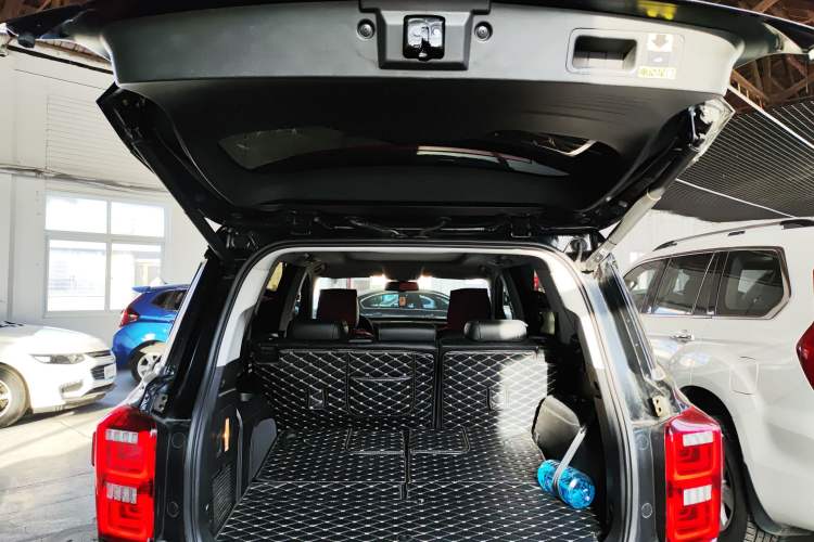 Used GAC Trumpchi GS8 2020 390T Two-Wheel Drive Luxury Smart Connectivity Commemorative Edition (7 Seats) Trunk