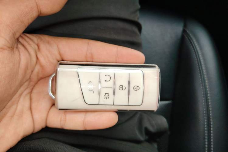 Used GAC Trumpchi GS8 2020 GS8S 390T Two-Wheel Drive Luxury Smart Connectivity Version Vehicle Key
