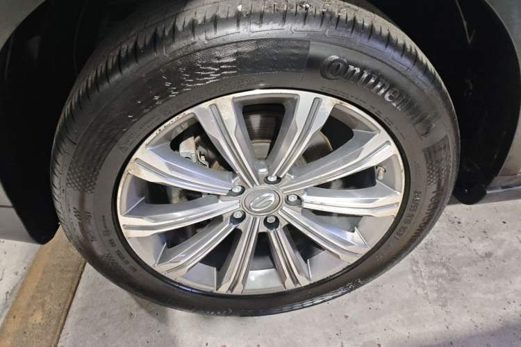 Used GAC Trumpchi GS8 2020 390T Two-Wheel Drive Prestige Version (7 Seats) Left Front Wheel Hub
