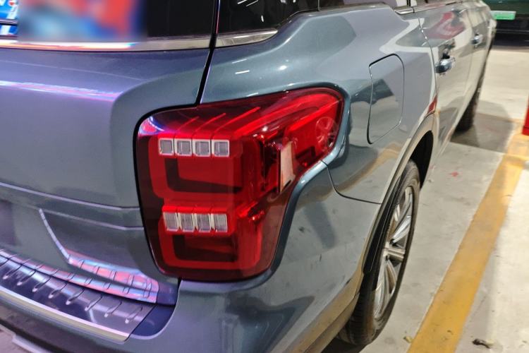 Used GAC Trumpchi GS8 2020 390T Two-Wheel Drive Prestige Version (7 Seats) Right Rear Taillight