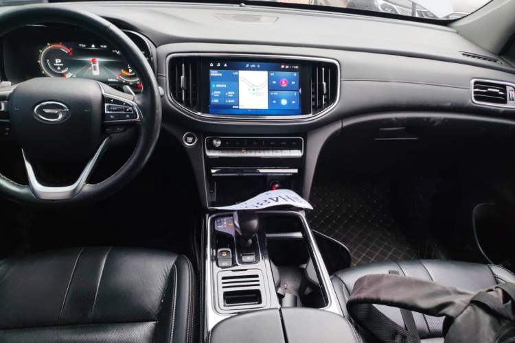 Used GAC Trumpchi GS8 2020 390T Two-Wheel Drive Prestige Version (7 Seats) Audio And AC Panel
