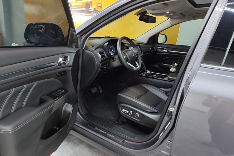 Used GAC Trumpchi GS8 2020 390T Two-Wheel Drive Luxury Smart Connectivity Version (7 Seats) Driver Seat