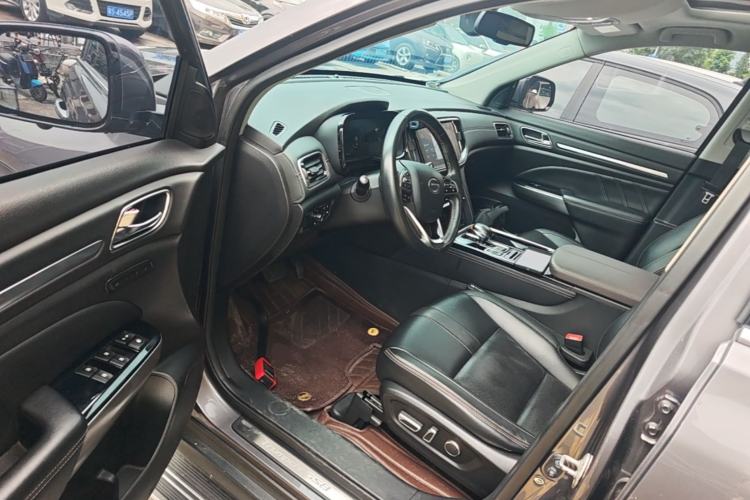 Used GAC Trumpchi GS8 2020 390T Two-Wheel Drive Luxury Smart Connectivity Commemorative Edition (7 Seats) Driver Seat