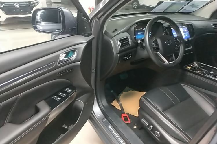 Used GAC Trumpchi GS8 2020 390T Two-Wheel Drive Luxury Smart Connectivity Commemorative Edition (7 Seats) Driver Seat