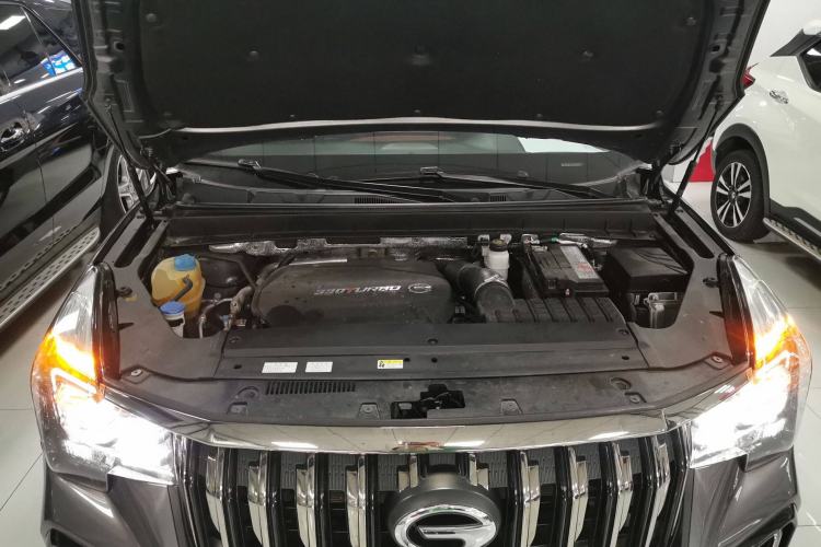 Used GAC Trumpchi GS8 2020 GS8S 390T Two-Wheel Drive Luxury Smart Connectivity Version Engine Bay