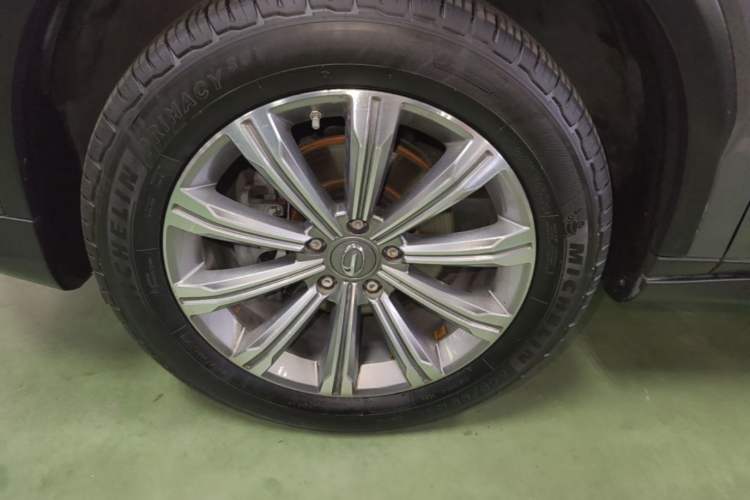 Used GAC Trumpchi GS8 2020 390T Two-Wheel Drive Luxury Smart Connectivity Version (7 Seats) Exterior 4