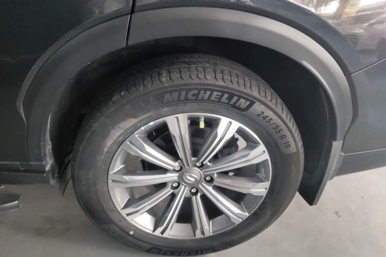 Used GAC Trumpchi GS8 2020 390T Two-Wheel Drive Luxury Smart Connectivity Version (7 Seats) Exterior 5