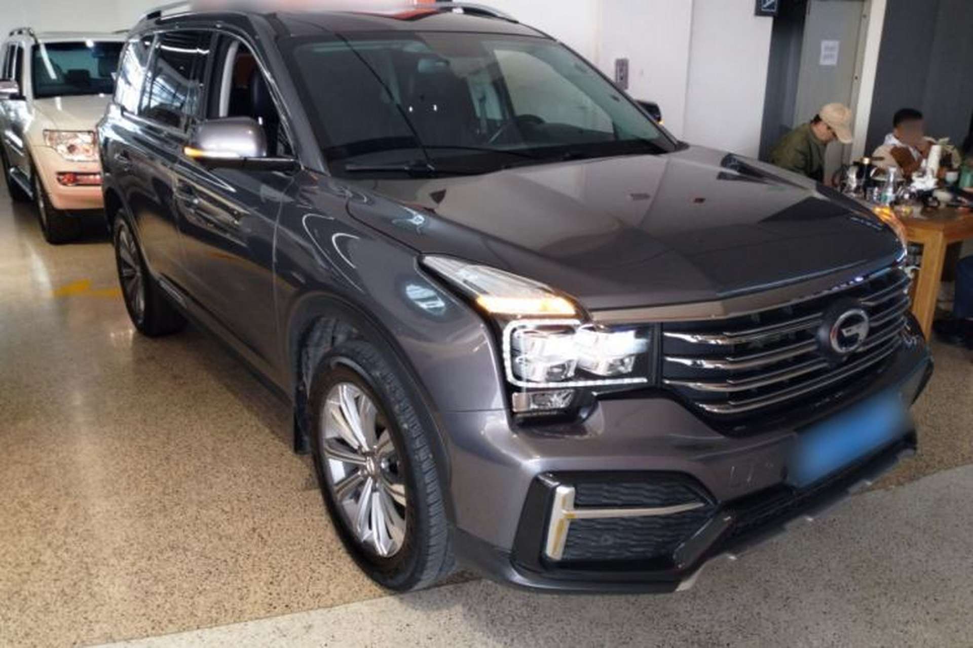 Used GAC Trumpchi GS8 2020 390T Four-Wheel Drive Luxury Smart Connect Edition (7 Seats) Front Right 45 Deg