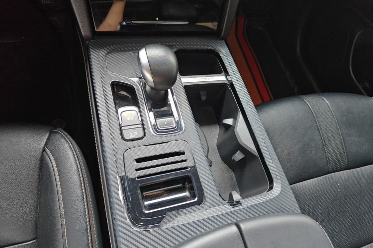 Used GAC Trumpchi GS8 2020 390T Two-Wheel Drive Luxury Smart Connectivity Version (7 Seats) Gear Lever