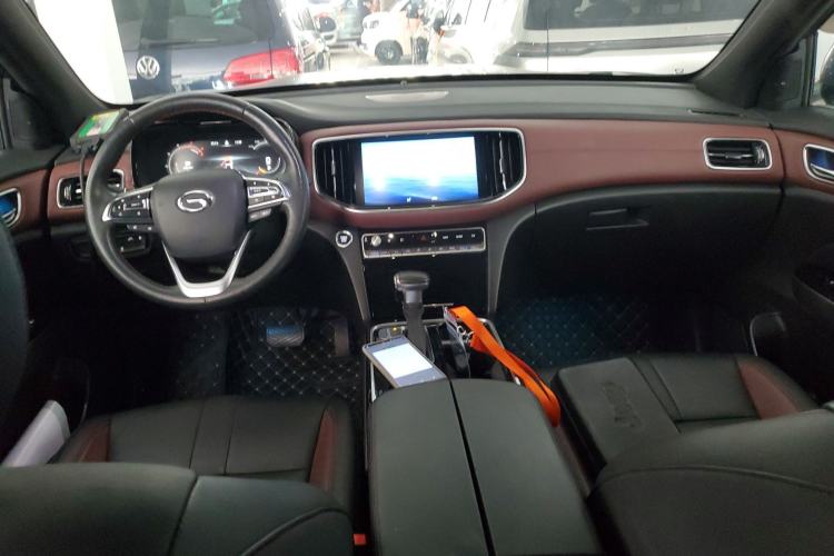 Used GAC Trumpchi GS8 2020 GS8S 390T Two-Wheel Drive Luxury Smart Connectivity Version Interior 2