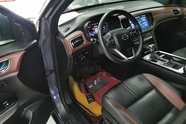 Used GAC Trumpchi GS8 2020 GS8S 390T Two-Wheel Drive Luxury Smart Connectivity Version Interior 3