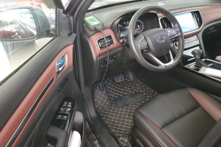 Used GAC Trumpchi GS8 2020 GS8S 390T Two-Wheel Drive Luxury Smart Connectivity Version Interior 3