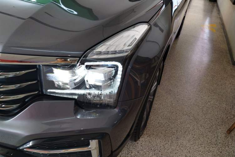 Used GAC Trumpchi GS8 2020 390T Four-Wheel Drive Luxury Smart Connect Edition (7 Seats) Left Front Headlight