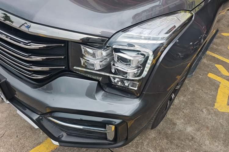 Used GAC Trumpchi GS8 2020 390T Two-Wheel Drive Luxury Smart Connectivity Commemorative Edition (7 Seats) Left Front Headlight