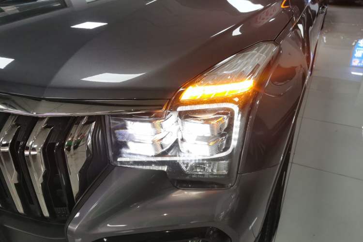Used GAC Trumpchi GS8 2020 GS8S 390T Two-Wheel Drive Luxury Smart Connectivity Version Left Front Headlight