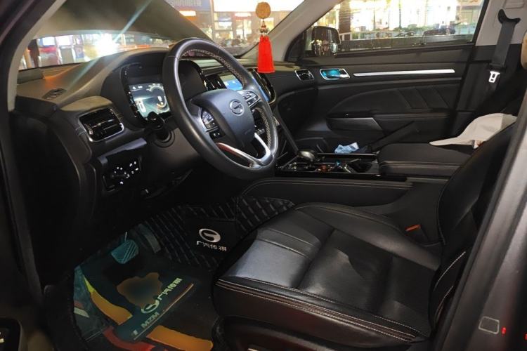 Used GAC Trumpchi GS8 2020 390T Two-Wheel Drive Luxury Smart Connectivity Version (7 Seats) Left Front Seat