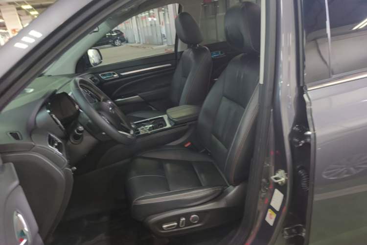 Used GAC Trumpchi GS8 2020 390T Two-Wheel Drive Luxury Smart Connectivity Version (7 Seats) Left Front Seat