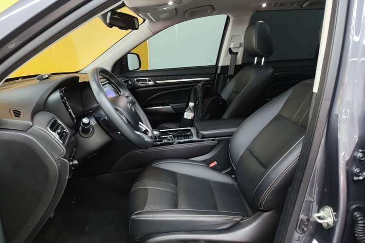 Used GAC Trumpchi GS8 2020 390T Two-Wheel Drive Luxury Smart Connectivity Version (7 Seats) Left Front Seat
