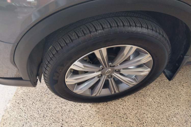 Used GAC Trumpchi GS8 2020 390T Four-Wheel Drive Luxury Smart Connect Edition (7 Seats) Left Front Wheel Hub