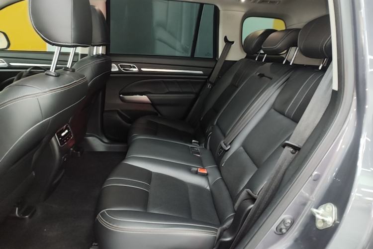 Used GAC Trumpchi GS8 2020 390T Two-Wheel Drive Luxury Smart Connectivity Version (7 Seats) Left Rear Seat