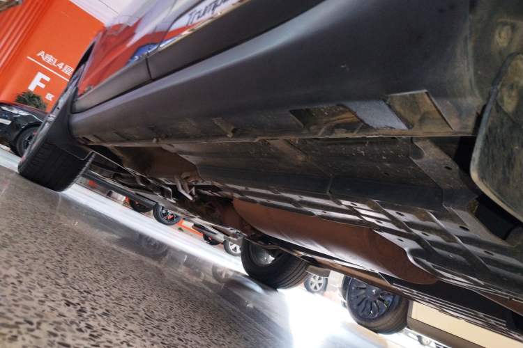 Used GAC Trumpchi GS8 2020 390T Four-Wheel Drive Luxury Smart Connect Edition (7 Seats) Left Side Sill