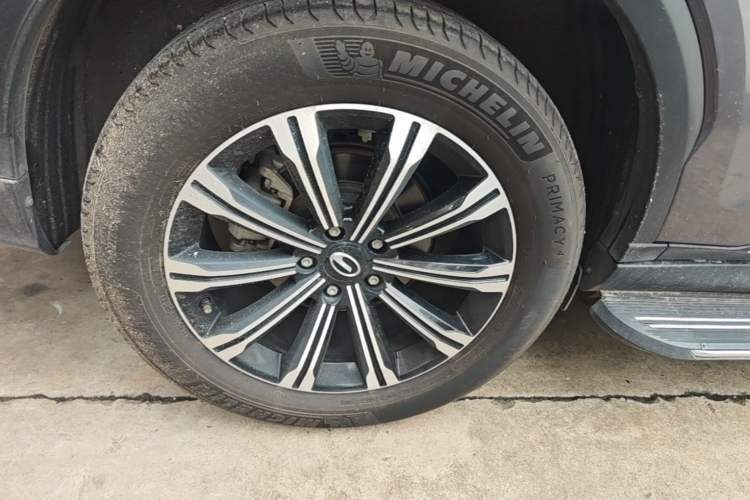 Used GAC Trumpchi GS8 2020 390T Two-Wheel Drive Luxury Smart Connectivity Commemorative Edition (7 Seats) Right Rear Wheel Hub