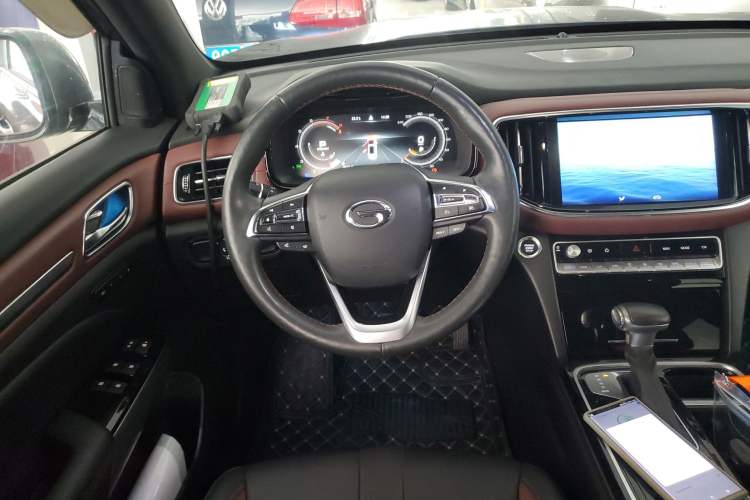 Used GAC Trumpchi GS8 2020 GS8S 390T Two-Wheel Drive Luxury Smart Connectivity Version Steering Wheel