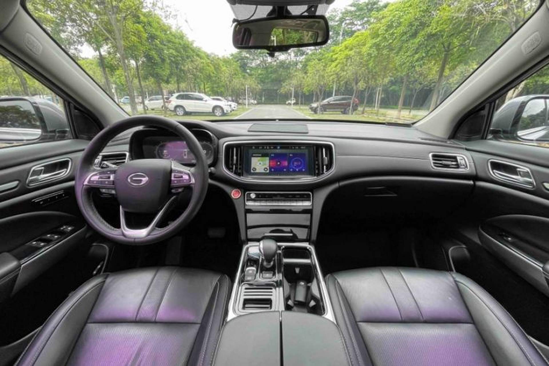 Used GAC Trumpchi GS8 2020 390T Two-Wheel Drive Luxury Smart Connectivity Version (7 Seats) Interior 1
