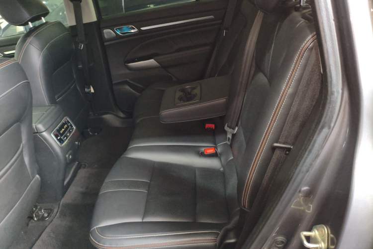 Used GAC Trumpchi GS8 2020 390T Two-Wheel Drive Prestige Version (7 Seats) Interior 4