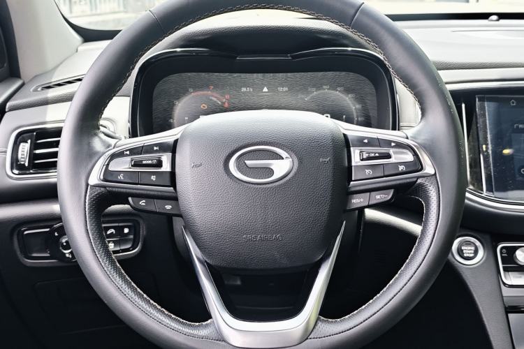 Used GAC Trumpchi GS8 2020 390T Two-Wheel Drive Luxury Smart Connectivity Version (7 Seats) Interior 6