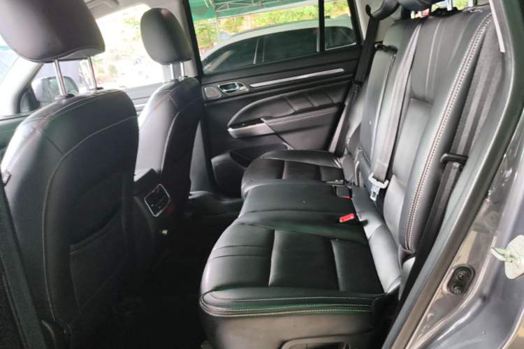 Used GAC Trumpchi GS8 2020 390T Two-Wheel Drive Luxury Smart Connectivity Version (7 Seats) Left Rear Seat