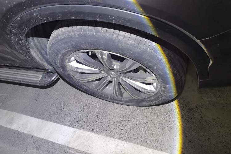 Used GAC Trumpchi GS8 2020 390T Two-Wheel Drive Luxury Smart Connectivity Version (7 Seats) Right Front Wheel Hub