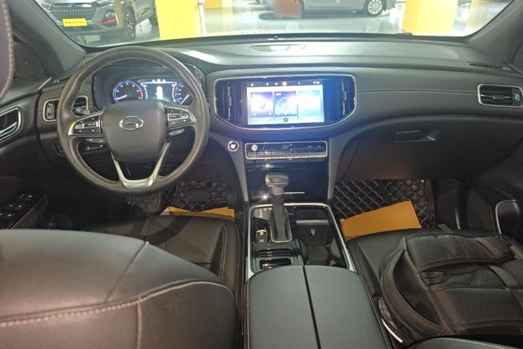 Used GAC Trumpchi GS8 2020 GS8S 390T Two-Wheel-Drive Luxury Edition Center Console