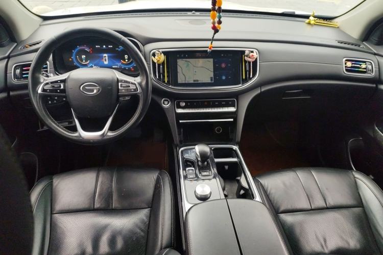 Used GAC Trumpchi GS8 2020 390T Four-Wheel Drive Luxury Smart Connect Edition (7 Seats) Center Console