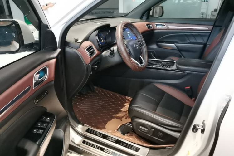Used GAC Trumpchi GS8 2020 GS8S 390T Two-Wheel Drive Luxury Smart Connectivity Version Driver Seat