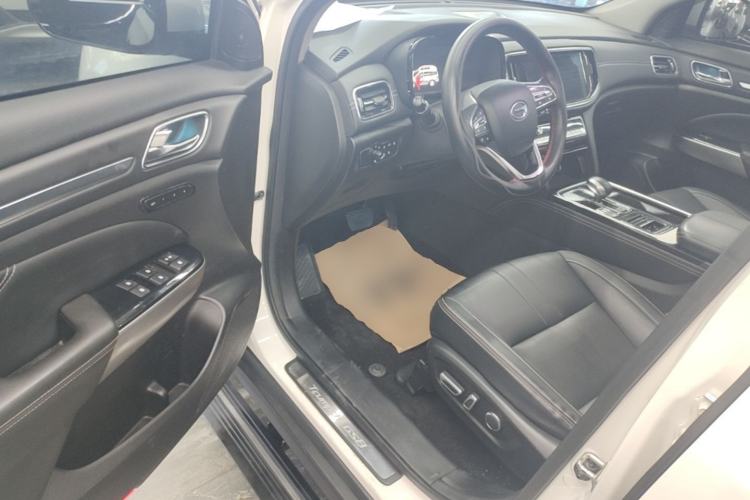 Used GAC Trumpchi GS8 2020 390T Two-Wheel Drive Luxury Smart Connectivity Version (7 Seats) Driver Seat